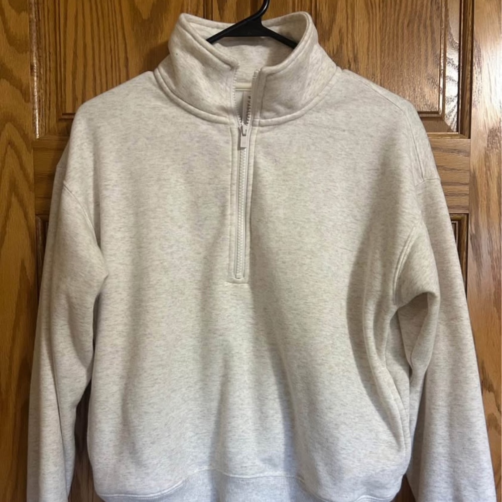 Fabletics sweatshirt